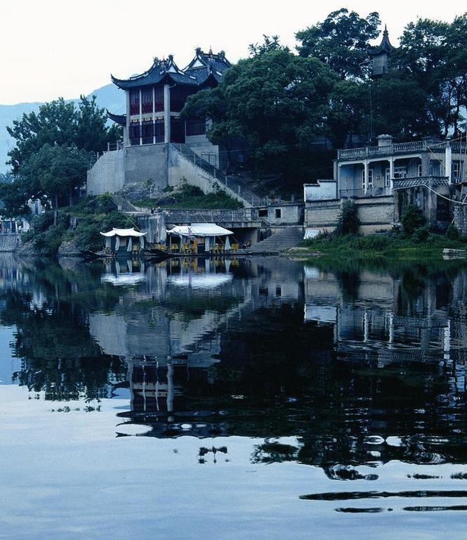 Ningbo Xikou International Youth Hostel Buitenkant foto